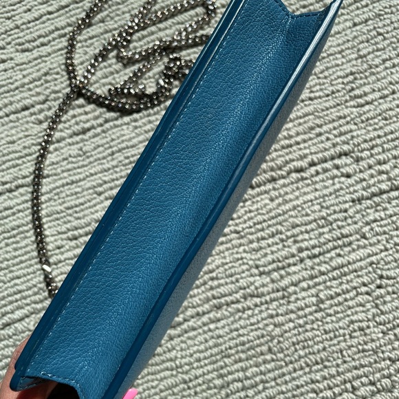 New Givenchy Pandora Wallet on Chain - Picture 4 of 4